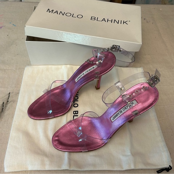 Manolo Blahnik Targisan Clear/Metallic Pink Sandals - Picture 4 of 5